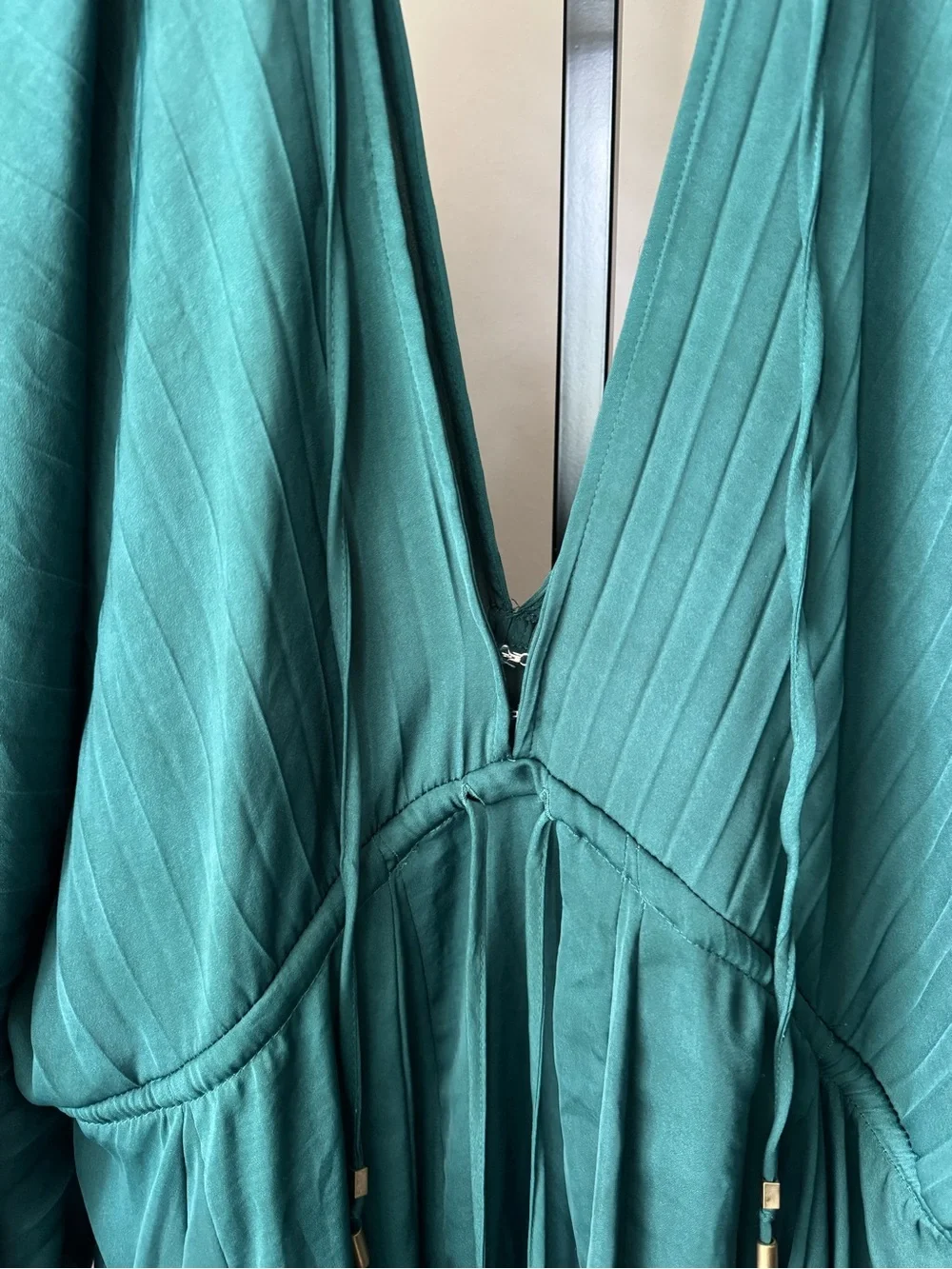 Free people Emerald Green V-Neck Mini Dress with Tie Waist - Picture 6 of 11
